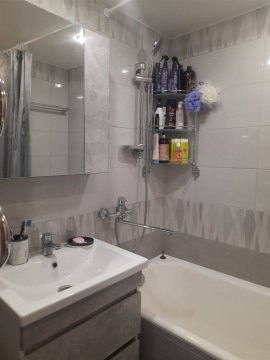 4-к квартира, 2/10 эт., 82м²