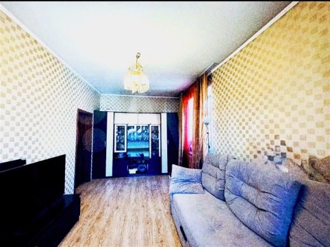 3-к квартира, 4/5 эт., 73м²