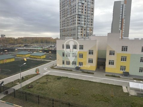 1-к квартира, 4/15 эт., 45м²