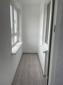 2-к квартира, 2/8 эт., 32м²