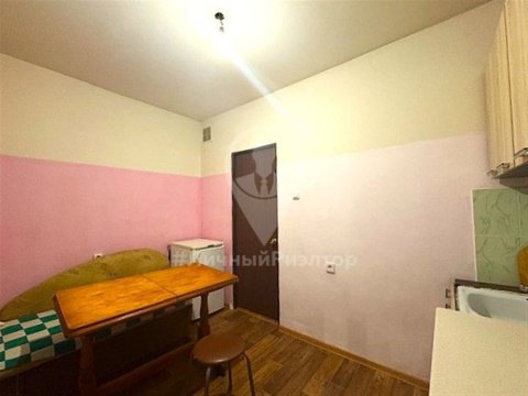 1-к квартира, 1/10 эт., 38м²