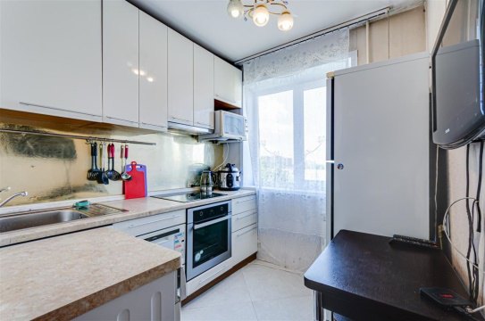 2-к квартира, 4/5 эт., 55м²