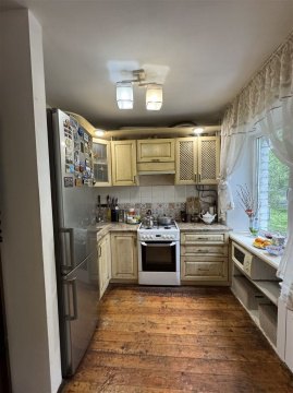 3-к квартира, 2/5 эт., 55м²