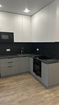 1-к квартира, 7/18 эт., 35м²