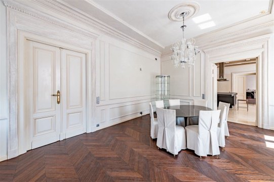 5-к квартира, 5/6 эт., 334м²