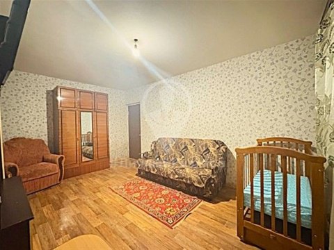 1-к квартира, 1/10 эт., 38м²