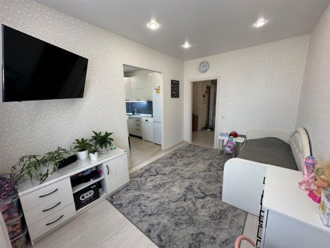 3-к квартира, 9/12 эт., 80м²