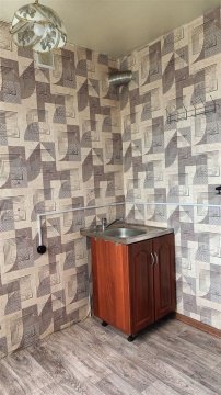 3-к квартира, 4/5 эт., 60м²