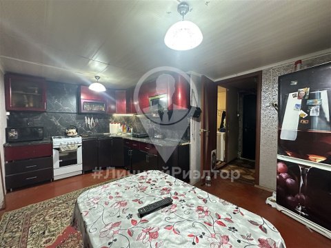 4-к квартира, 1/1 эт., 80м²