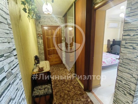 2-к квартира, 5/5 эт., 47м²