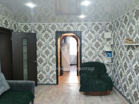 3-к квартира, 1/2 эт., 50м²