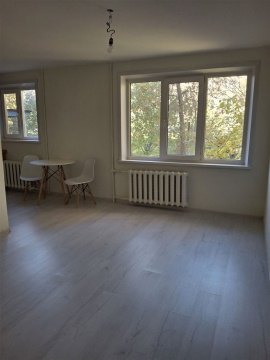 1-к квартира, 1/5 эт., 27м²