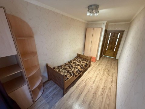 2-к квартира, 1/5 эт., 43м²