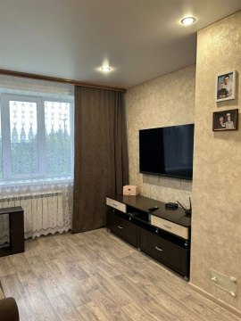 2-к квартира, 1/2 эт., 47м²