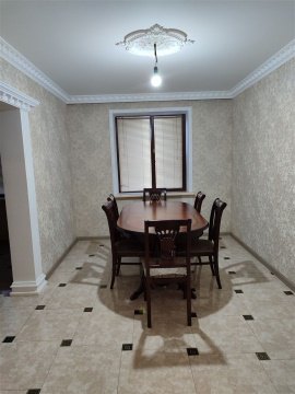 4-к квартира, 5/10 эт., 100м²