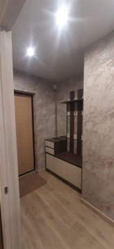 1-к квартира, 10/25 эт., 40м²