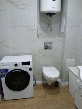 1-к квартира, 4/18 эт., 45м²