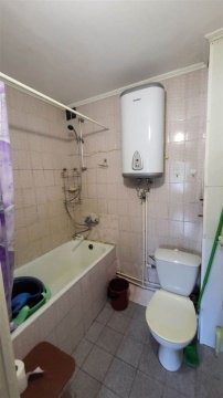 2-к квартира, 2/5 эт., 52м²
