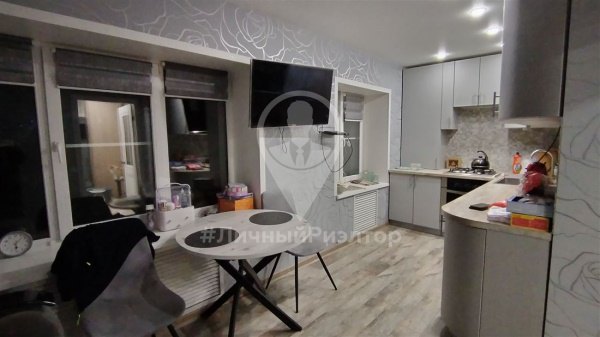 2-к квартира, 1/2 эт., 43м²