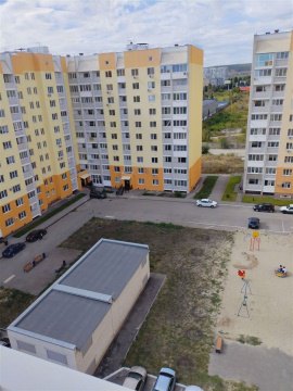 2-к квартира, 9/10 эт., 57м²