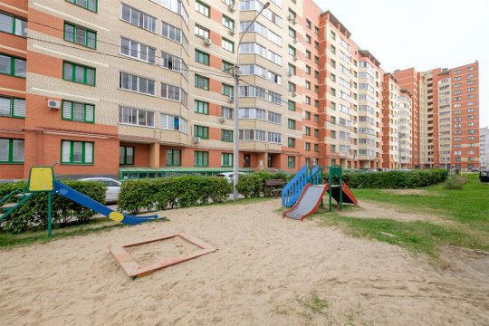 1-к квартира, 7/10 эт., 42м²