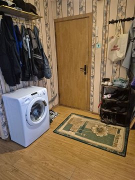 3-к квартира, 5/5 эт., 61м²