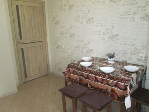 1-к квартира, 4/17 эт., 50м²