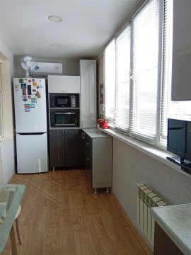 2-к квартира, 2/8 эт., 51м²