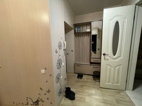 3-к квартира, 4/7 эт., 55м²