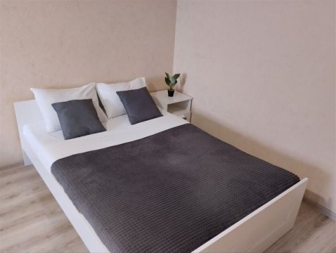 1-к квартира, 2/17 эт., 50м²