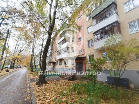 2-к квартира, 1/5 эт., 47м²