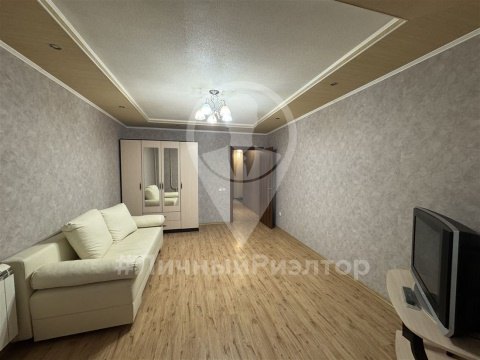 1-к квартира, 5/10 эт., 45м²