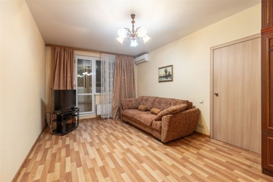 1-к квартира, 10/17 эт., 38м²