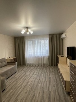 1-к квартира, 5/10 эт., 40м²