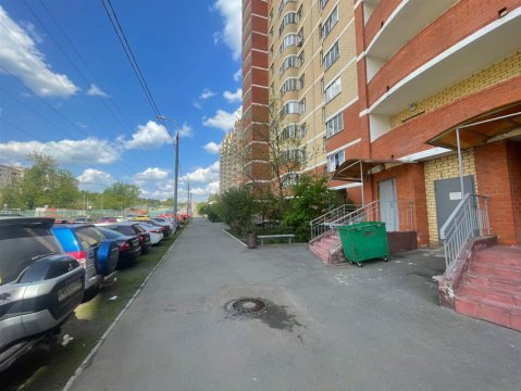 3-к квартира, 1/16 эт., 87м²