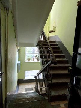 3-к квартира, 2/3 эт., 55м²