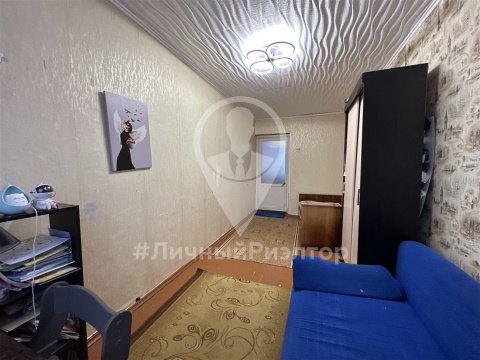 3-к квартира, 1/2 эт., 57м²