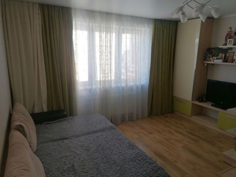 2-к квартира, 7/18 эт., 45м²