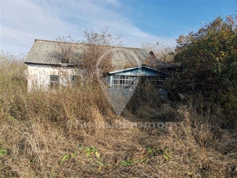 Дом 24м², участок 10 сот.