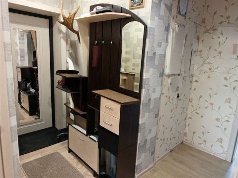 3-к квартира, 5/5 эт., 63м²