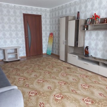 3-к квартира, 1/1 эт., 90м²