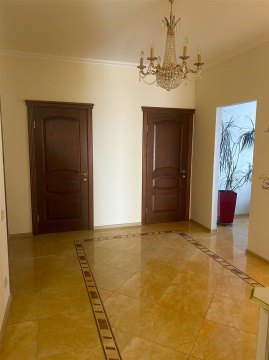 3-к квартира, 6/10 эт., 141м²