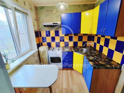 2-к квартира, 4/5 эт., 47м²