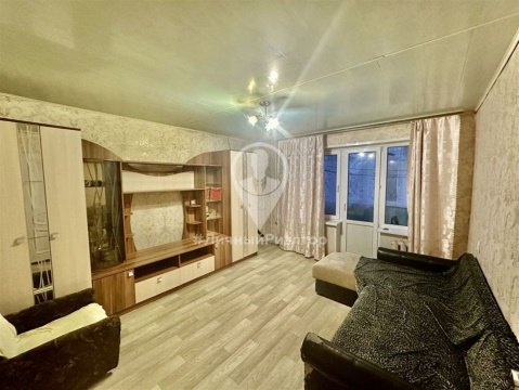 3-к квартира, 1/5 эт., 58м²