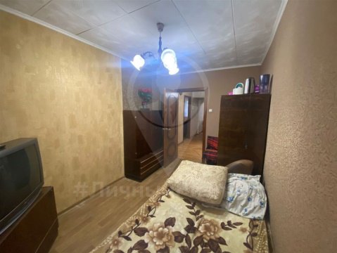 3-к квартира, 1/5 эт., 60м²