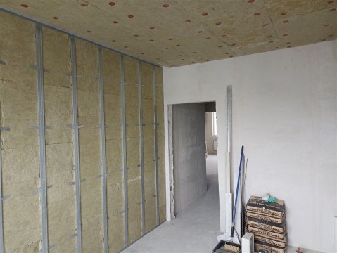 2-к квартира, 8/9 эт., 60м²