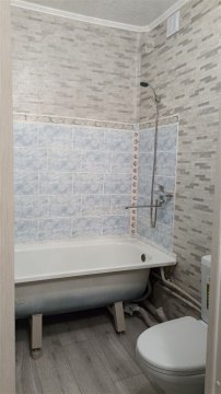 2-к квартира, 5/5 эт., 45м²