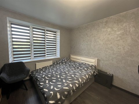 3-к квартира, 2/10 эт., 72м²