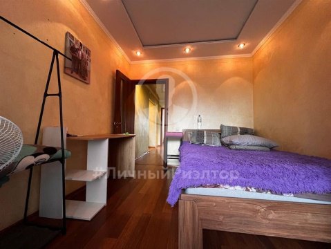 3-к квартира, 5/9 эт., 94м²
