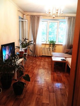 2-к квартира, 5/5 эт., 49м²